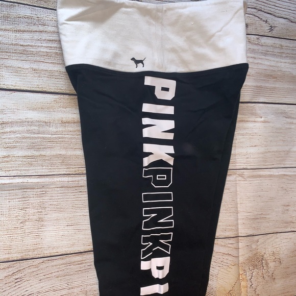 PINK Victoria's Secret Pants - Victoria Secret Pink Leggings